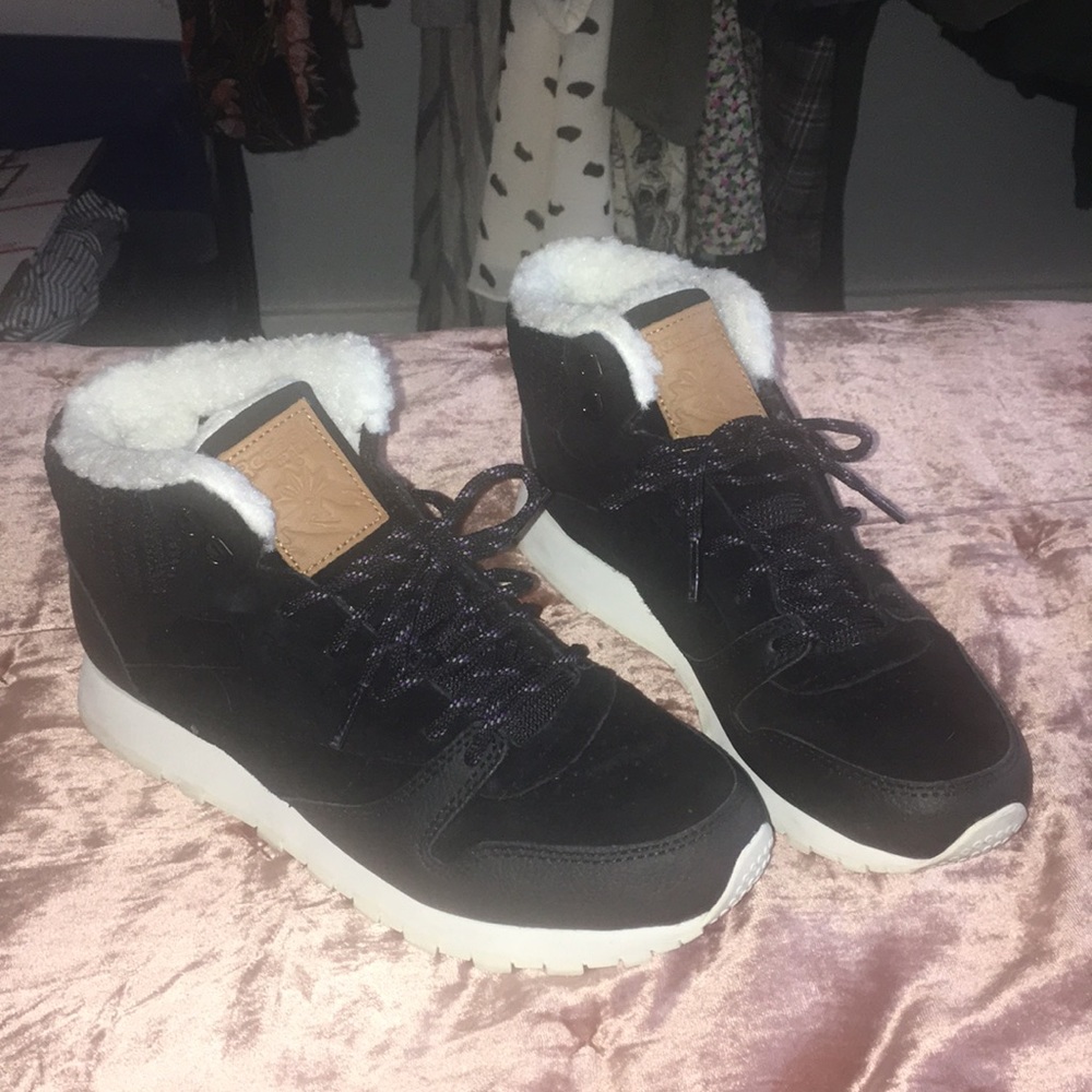 Reebok Classic Leather Arctic Women’s Boots